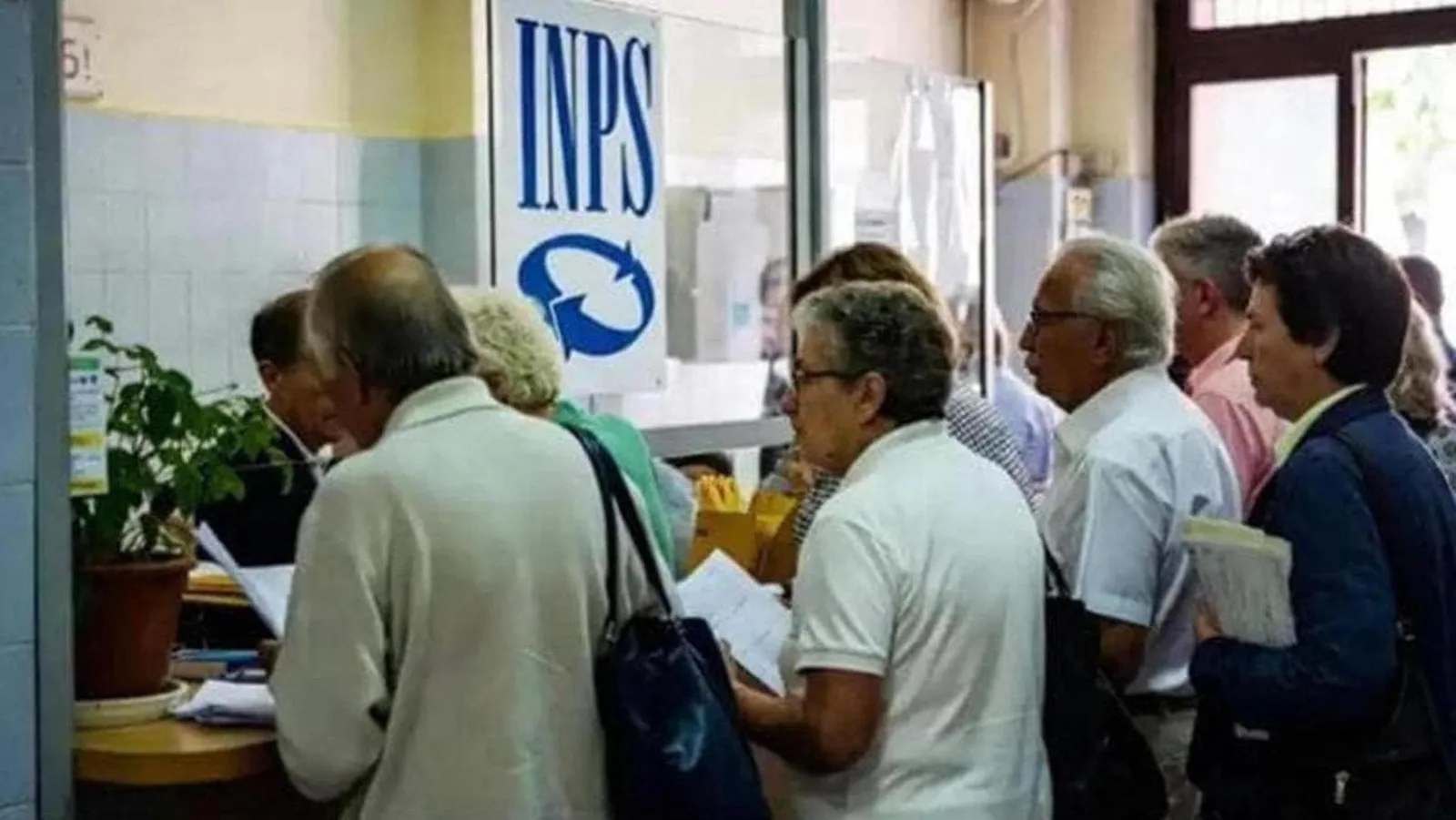 Pensioni, sale l’età. Per quella di vecchiaia si esce a 67 anni e 6 mesi nel 2029