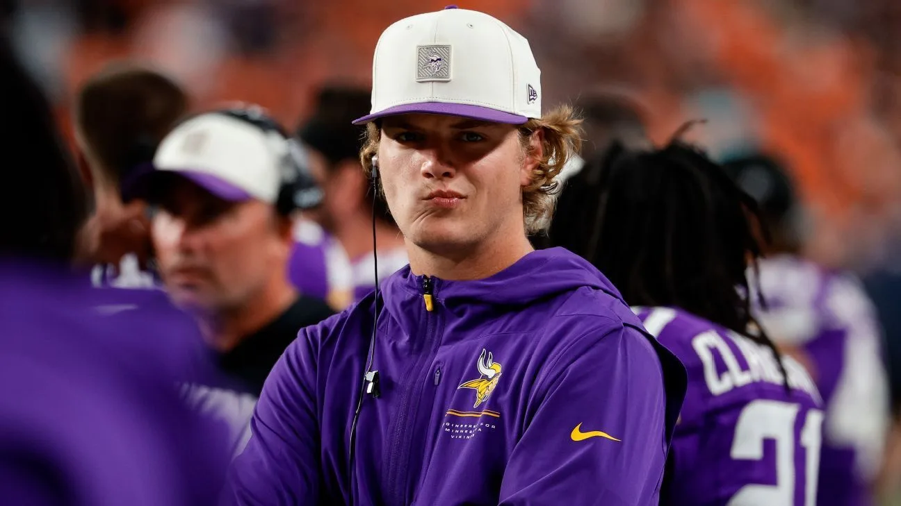 McCarthy to open season as Vikings' No. 3 QB