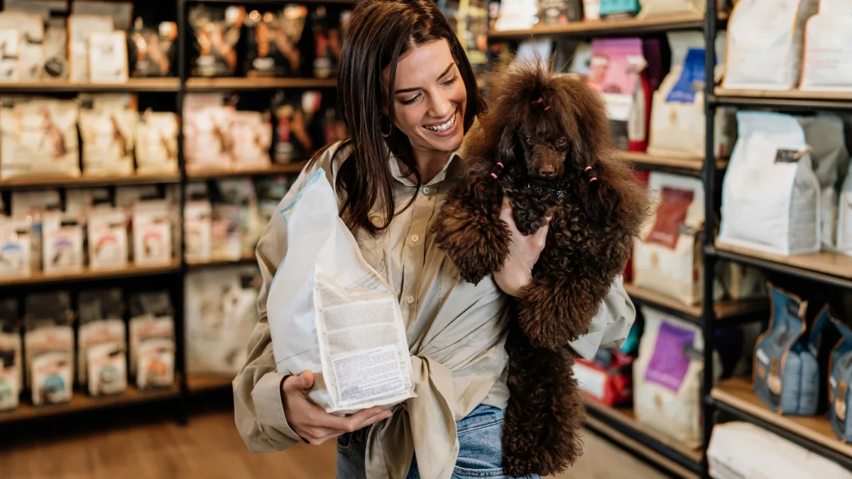Cresce la pet economy: oggi vale 5,4 miliardi. Spinta dei prodotti «premium»