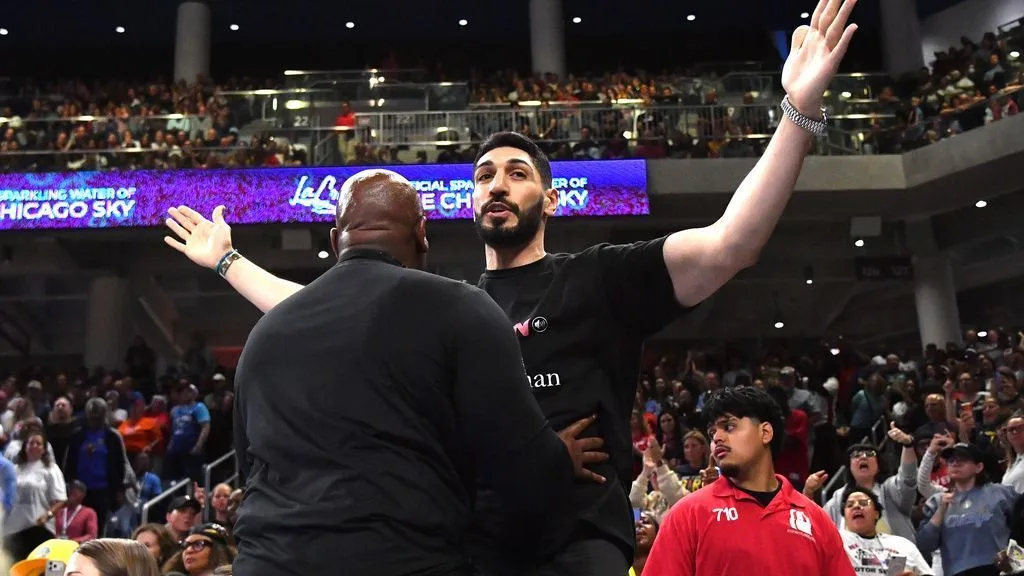 Kanter Freedom files suit vs. Sky, Wintrust Arena