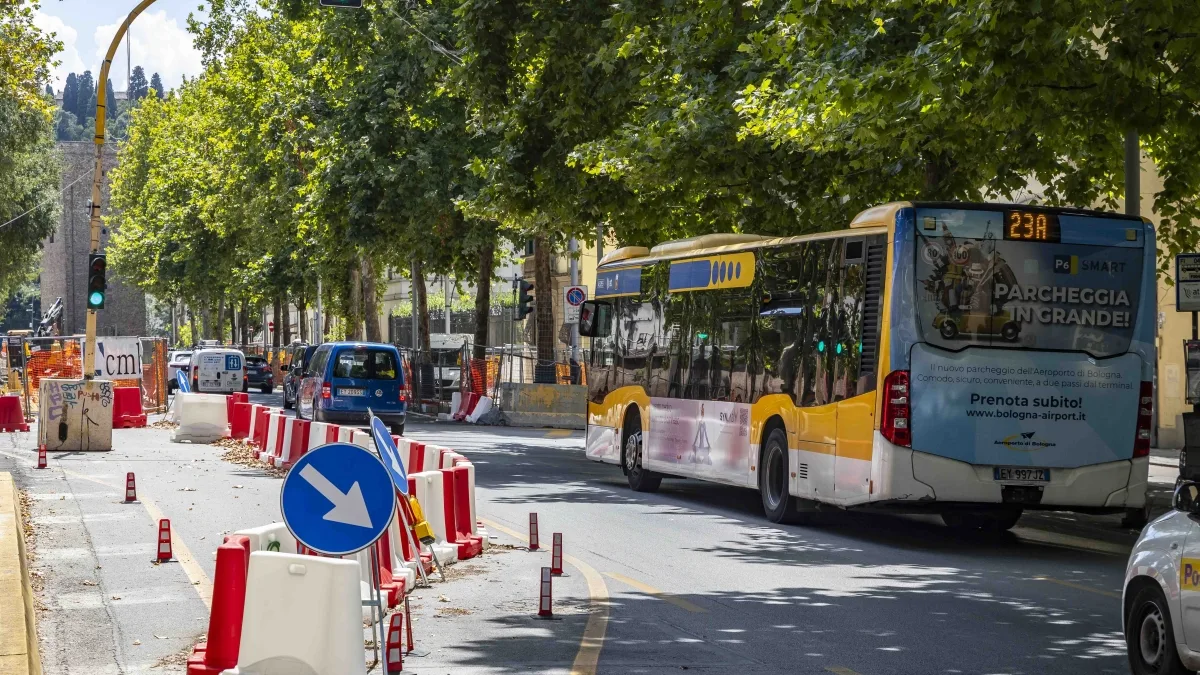 Traffico, aggressioni e costo della vita: nel 2026 già 50 dimissioni di autisti Autolinee Toscane