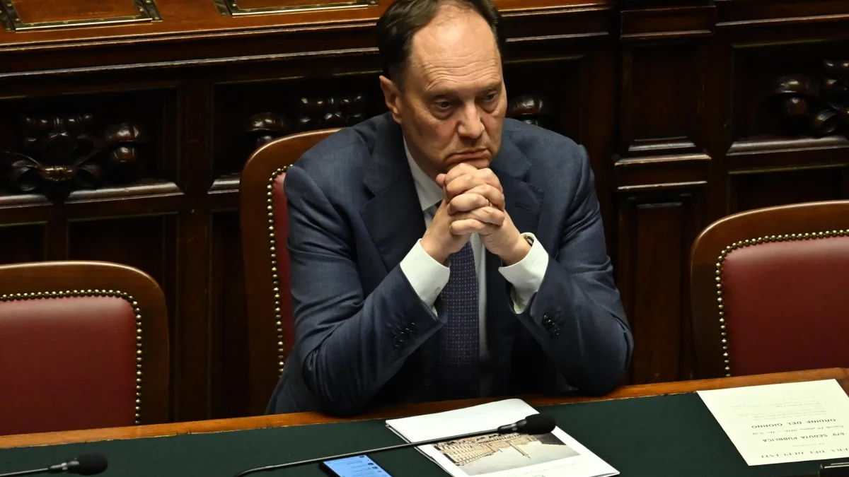 Il ministro Ciriani: «Sulla legge elettorale la maggioranza ci sarà o avremo conseguenze serie. Vigilerò in Aula»