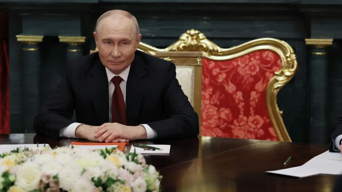 Nessuna svolta dagli inviati Usa: ma a quale gioco sta giocando Putin? Missione fallita, missione compiuta: la partita doppia per blandire Trump
