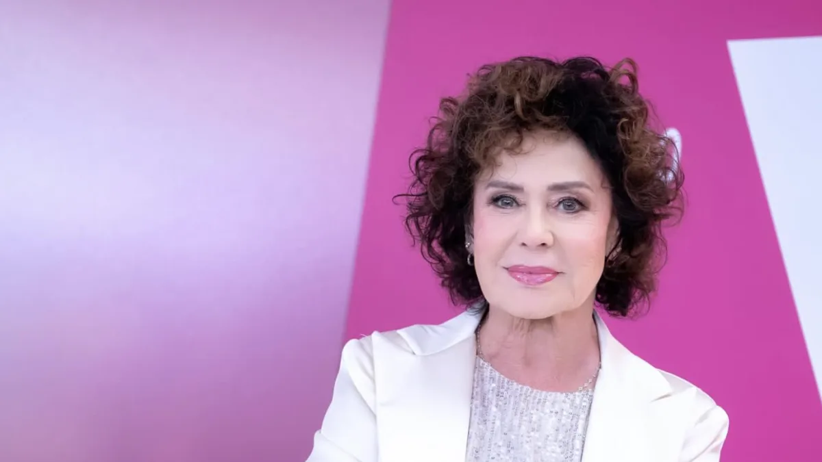Corinne Clery sulla rottura con il figlio: «Ho pietito per anni un "ti voglio bene". Oggi non sento rancore o rabbia»
